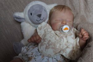 Rosalie-Olga-Auer-tétine2